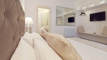 Deluxe-Doppelzimmer | Schreibtisch, Verdunkelungsvorhänge, schallisolierte Zimmer