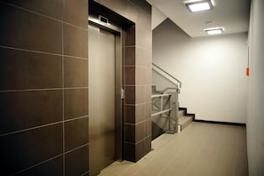 Vestibule