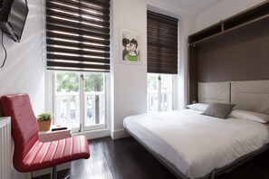 Room - Charlotte Street Apartments by Allô Housing (London)