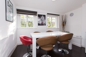 Restauration dans la chambre