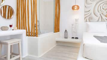 Articles de toilette écologiques, sÚche-cheveux, serviettes fournies