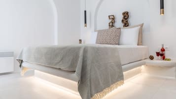Vila, piscina particular (Naxian Lounge Villa IV) | Cofres nos quartos, cortinas blackout, ferros/tábuas de passar roupa