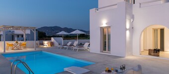 Naxian Lounge Villas