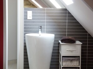 Bathroom - Chambres d'hôtes Clos de la Valette (Fontaine-Henry)