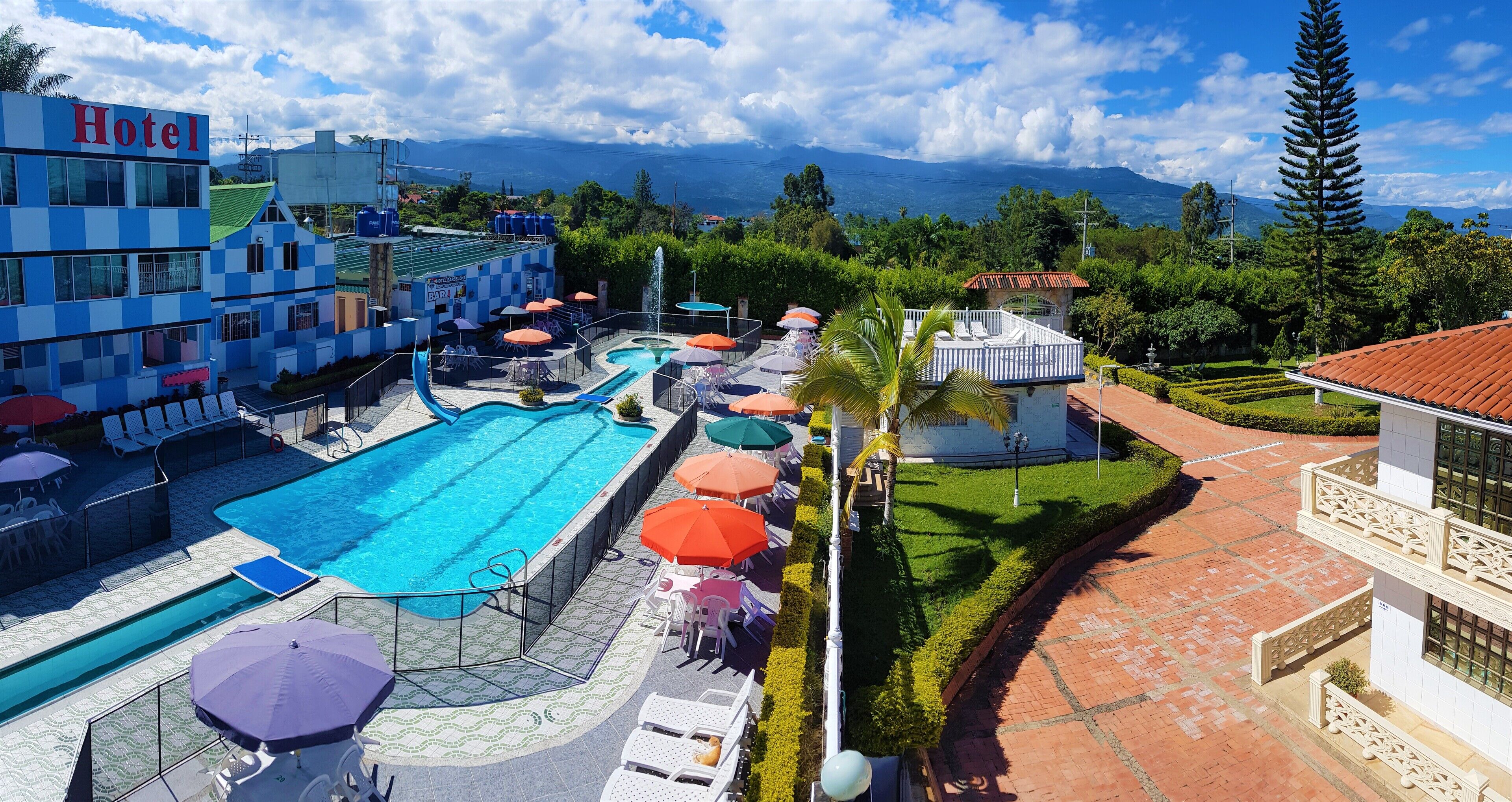 Outdoor pool, free cabanas, pool umbrellas