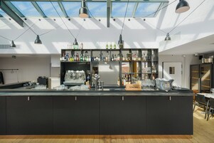 Snack bar