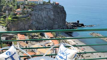 Casa, 3 quartos, vista para o oceano | Sacada