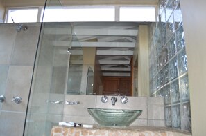 Chuveiro/banheira combinados, chuveiro com efeito de chuva
