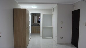 Traditional Apartment, 2 Bedrooms