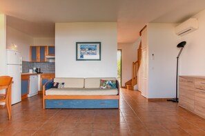 Villa, 2 Bedrooms (Duplex) | Living area