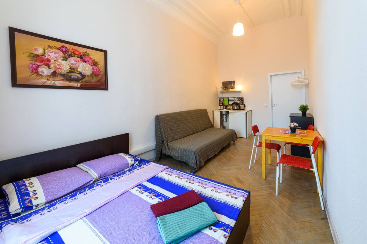 Iron/ironing board, free WiFi