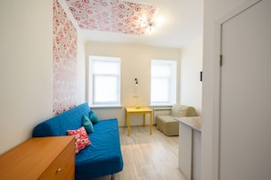 Family Triple Room | Premium bedding, soundproofing, iron/ironing board, free WiFi