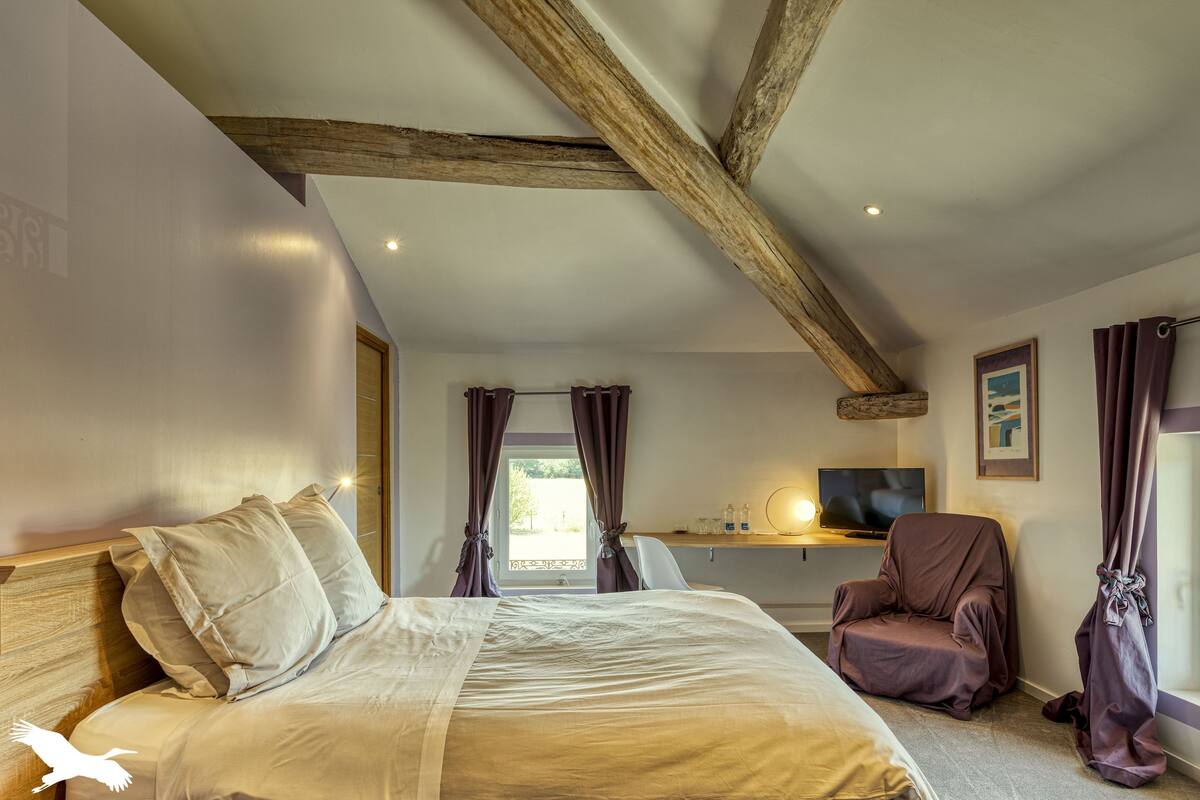 "Aveyron" Deluxe Double Room | Premium bedding, individually decorated, individually furnished, desk