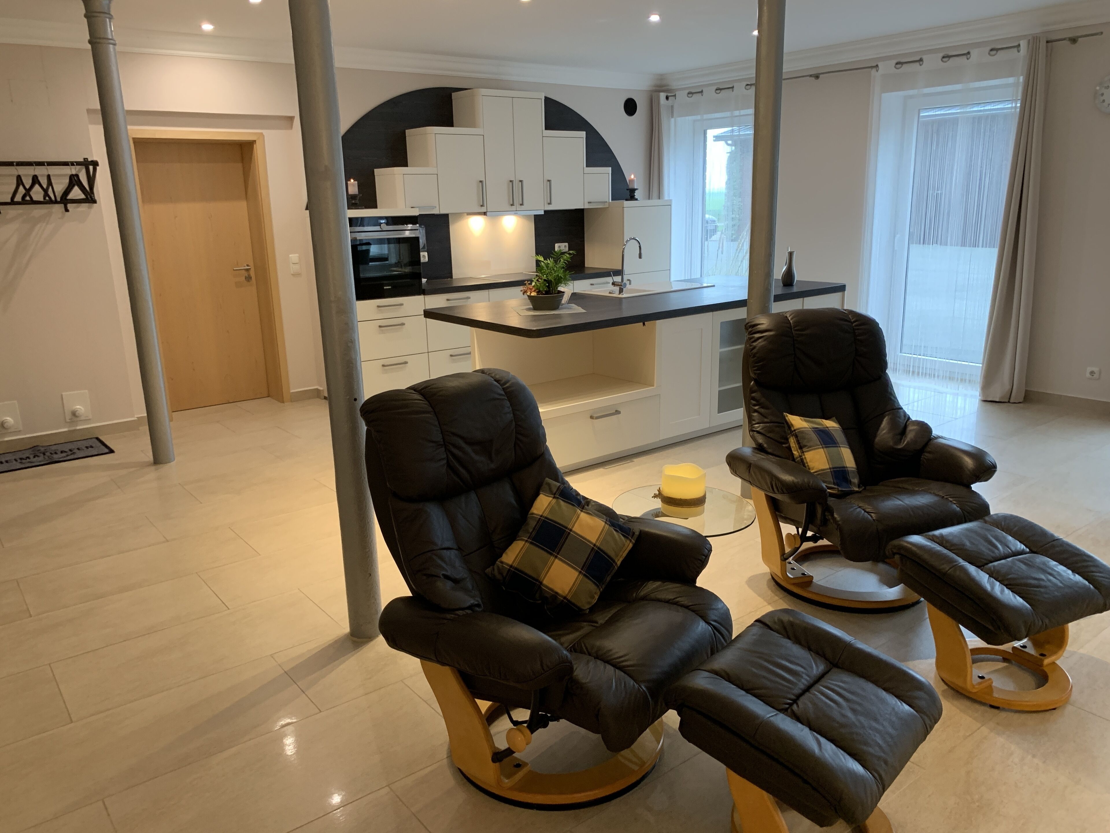 Comfort Suite, 2 Queen Beds, Non Smoking, Courtyard View | Living area | 55-inch flat-screen TV with satellite channels, TV, iPod dock