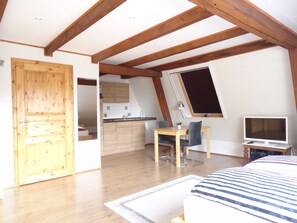 Apartemen Bisnis | 1 kamar tidur dan didekorasi berbeda-beda