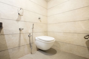 Deluxe Double Room, 1 Double Bed, Non Smoking | Bathroom
