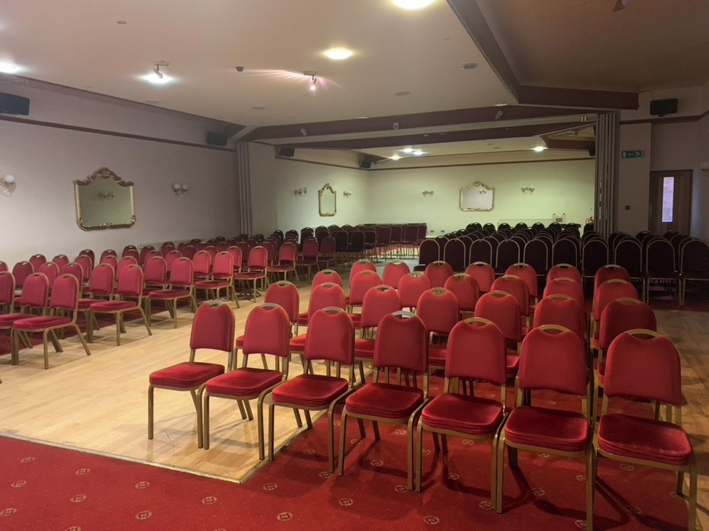 breakfast, lunch, dinner served; british cuisine