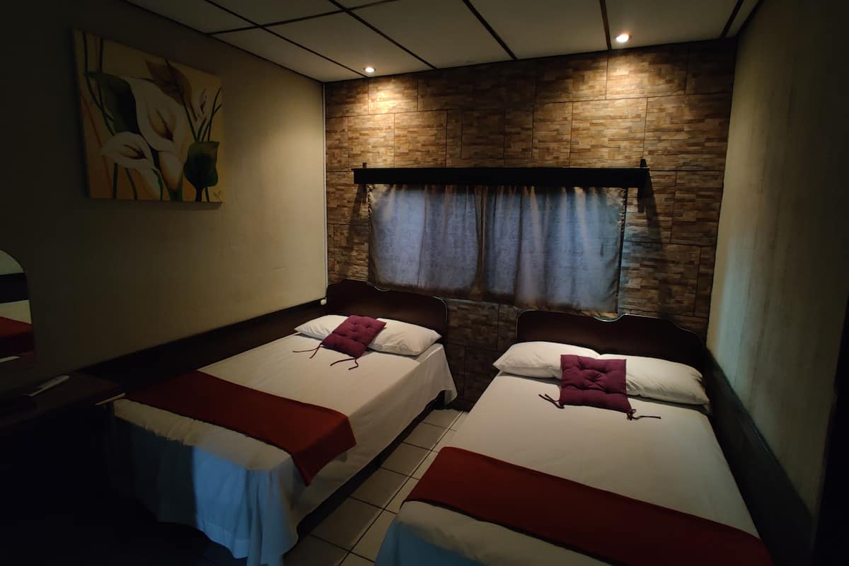 Basic Room | Premium bedding, desk, free WiFi, bed sheets