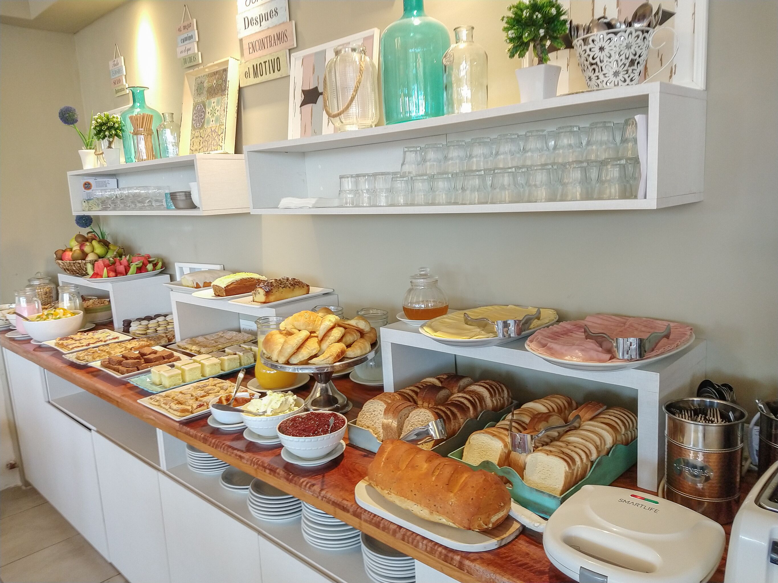 Free daily buffet breakfast