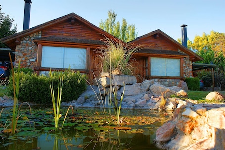 Family Cabin, 1 Bedroom, Private Bathroom (2 to 4 PAX). Balcon Del Golf