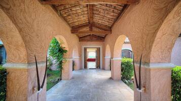 Deluxe tweepersoonskamer | Terras