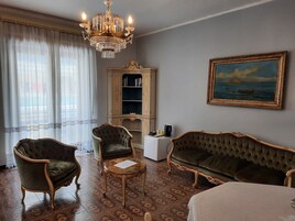 Premium bedding, free minibar, desk, rollaway beds