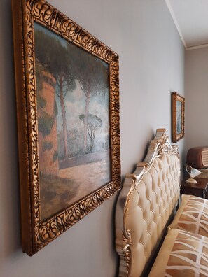 Standard Suite, Private Bathroom | Premium bedding, free minibar, desk, rollaway beds