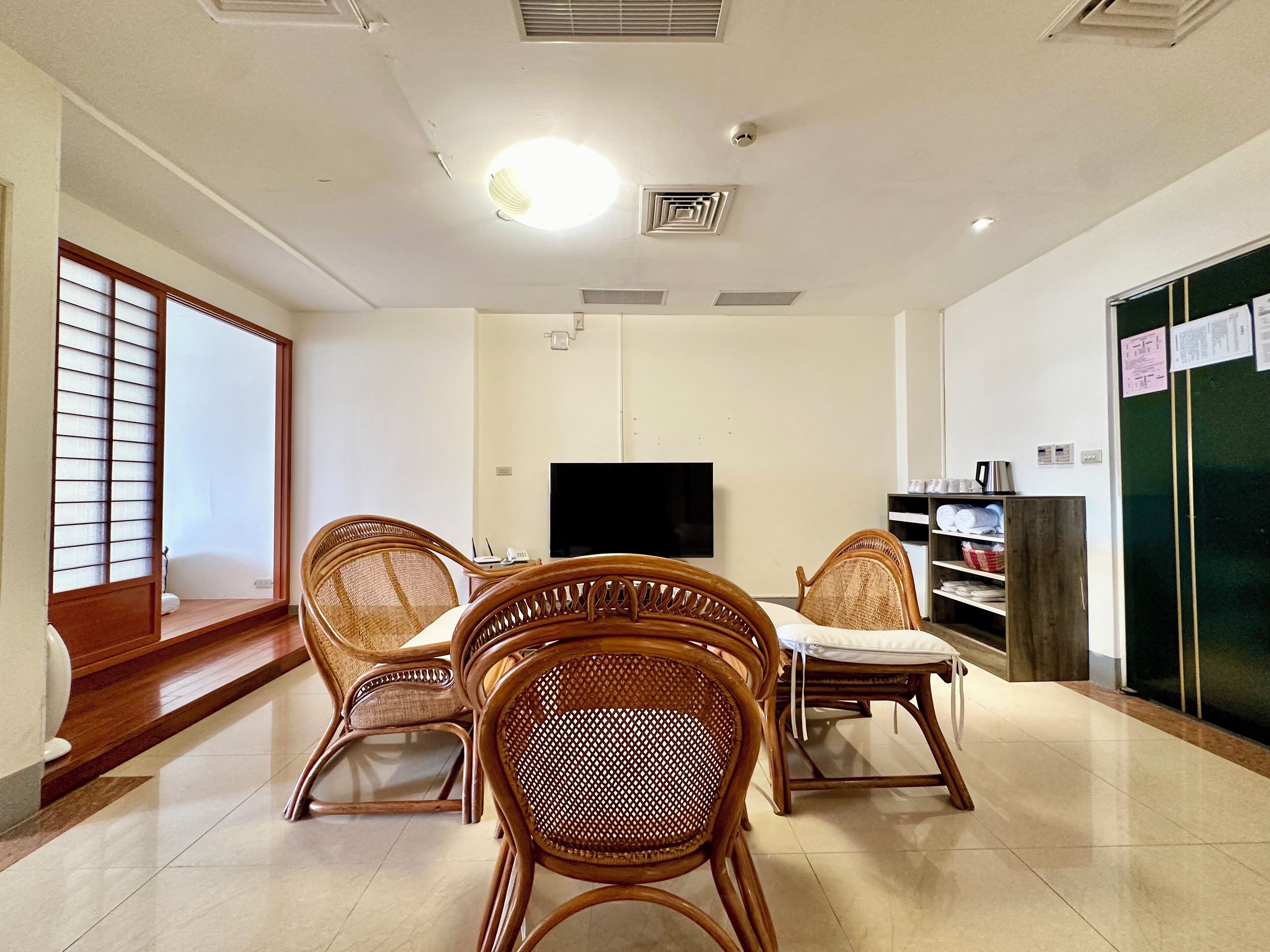 Deluxe Penthouse, 3 Bedrooms, Lake View, Tower | 1 bedroom, premium bedding, down comforters, Select Comfort beds