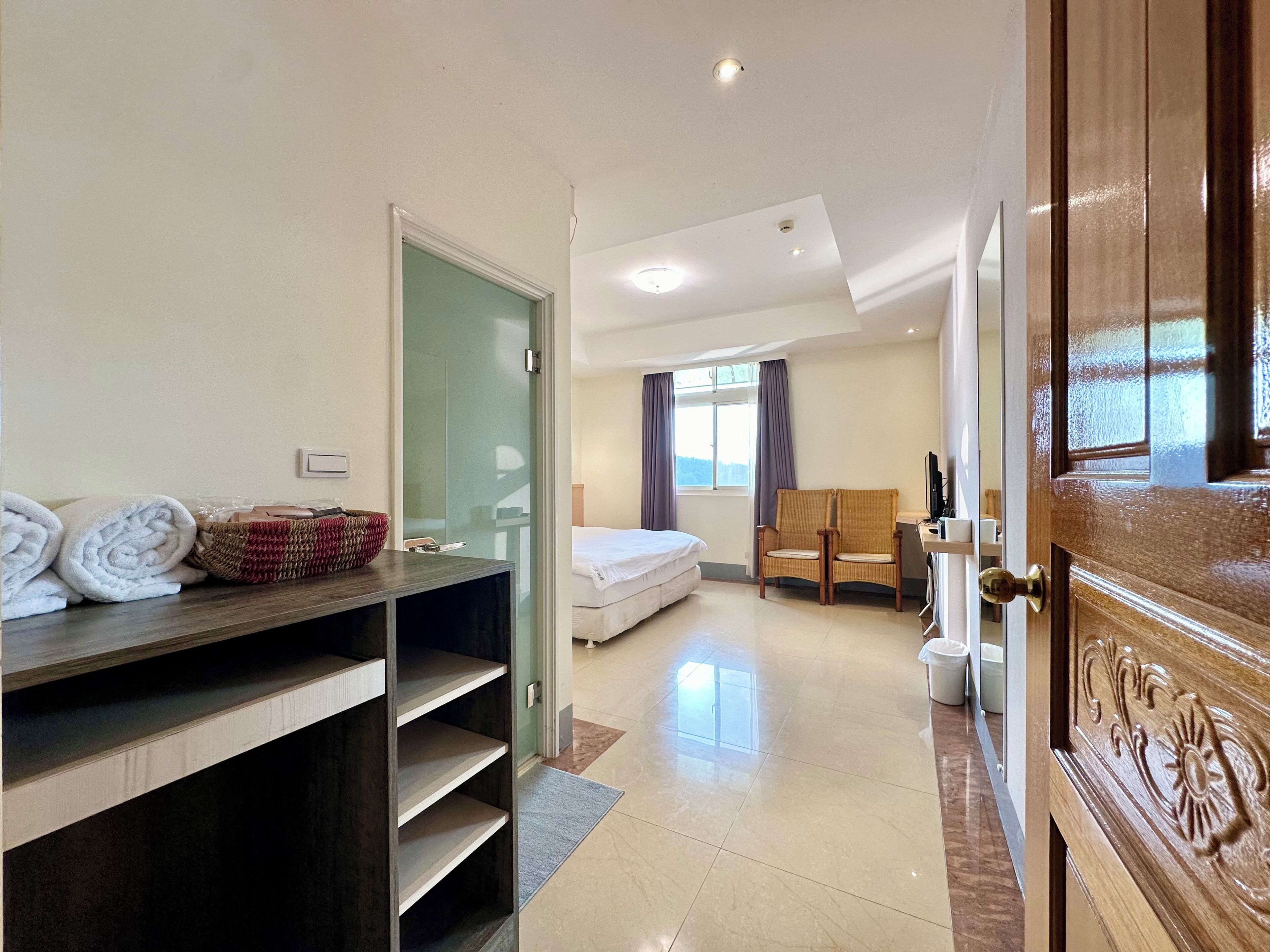 Ático Deluxe, 3 habitaciones, vistas al lago, en una planta alta | 1 dormitorio, ropa de cama de alta calidad, edredones de plumas