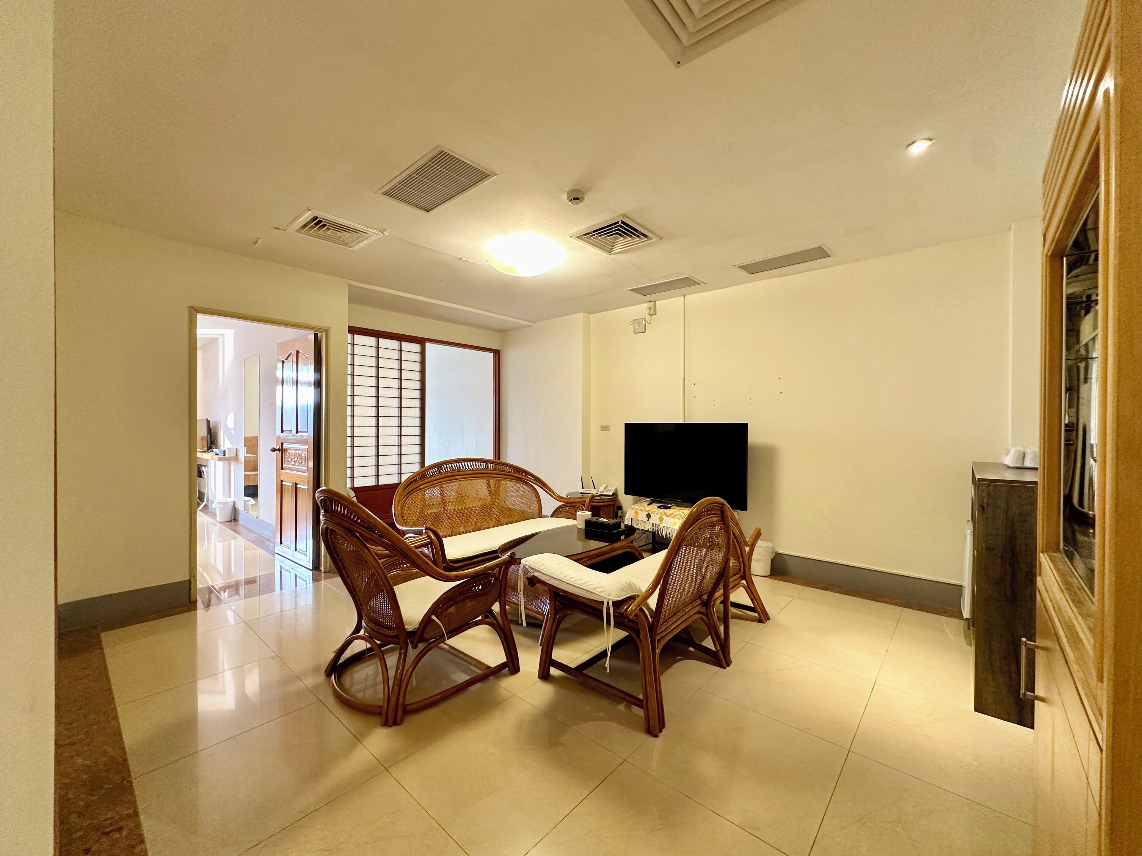 Deluxe Penthouse, 3 Bedrooms, Lake View, Tower | 1 bedroom, premium bedding, down comforters, Select Comfort beds