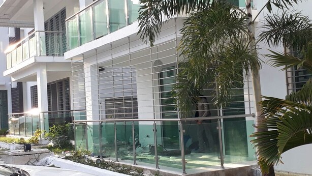 Exterior - Verdana De luxe III (Puñal)
