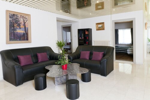 Hôtel & Grill Travers