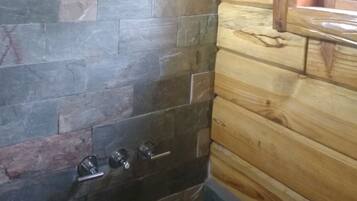 Basic Cabin, 1 Bedroom, Balcony | Bathroom shower