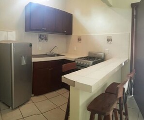 Basic Room, 1 Bedroom (8) | Private kitchen
