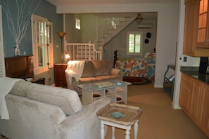 Romantic Cottage, 2 Bedrooms, Kitchen, Beach View | Living room | Flat-screen TV, fireplace