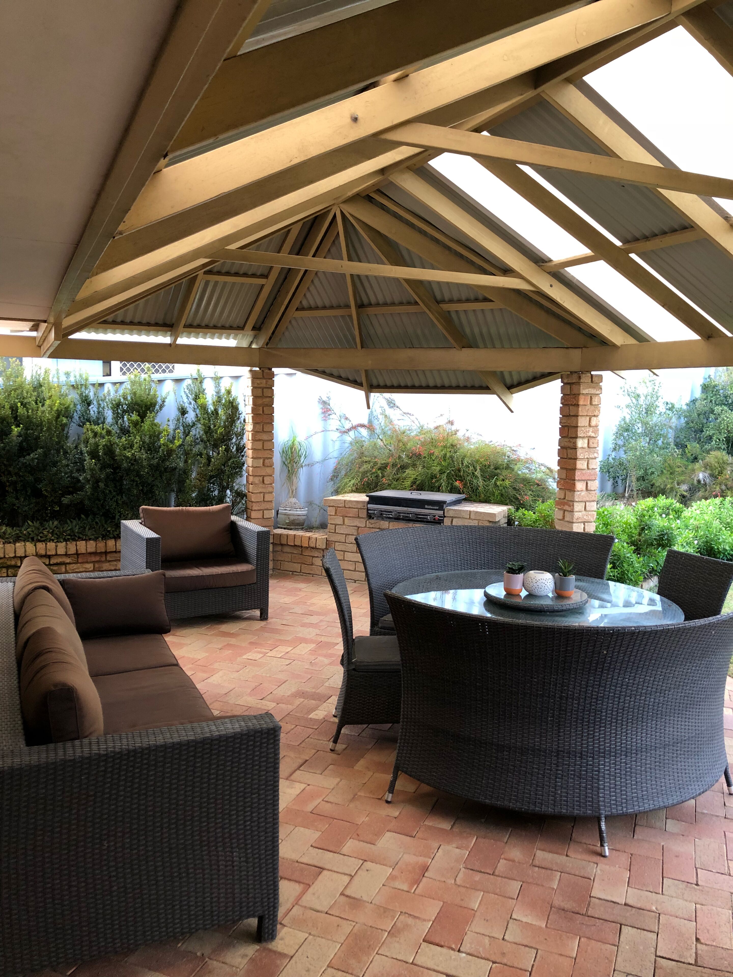 Dampier House Mullaloo -Perth- walk to beach  — image 21