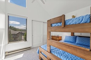 3 bedrooms, Internet, bed sheets