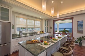 Fridge, microwave, oven, stovetop - Designer Two Bedroom | Directly Beachfront | AC | Gourmet Kitchen | Private (Waialua)