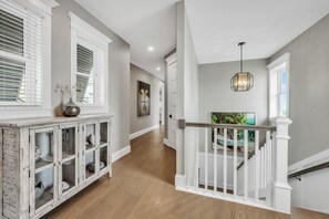 Interior - Stunning Waterfront home with Views, New Pool, Close to the Beach! - Salt Life (Bradenton Beach)