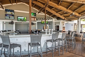 Bar (in der Unterkunft)