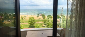 拉皮娜餐廳旅館