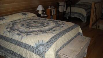 2 bedrooms, iron/ironing board, travel crib, WiFi (free)