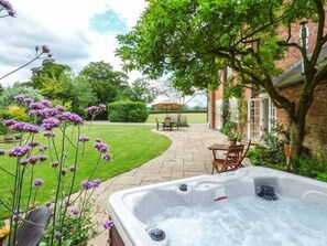 Cottage | Spa