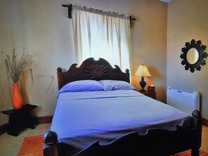 Luxury Villa, 3 Bedrooms | 3 bedrooms, in-room safe, iron/ironing board, free WiFi - Camelot Villa (Bequia Island)