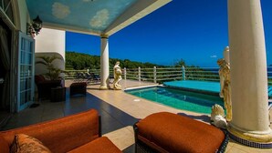 Terrace/patio - Camelot Villa (Bequia Island)