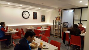 Coffee service - Hotel Paris Lima (Lima)