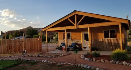 Bluff Gardens Cabins