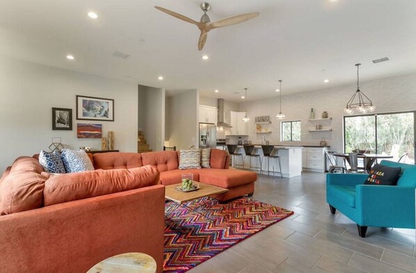 Villa, 4 Bedrooms, Non Smoking | Living room | Flat-screen TV