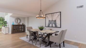 奢華別墅, 5 間臥室, 非吸煙房 | 房內用餐區