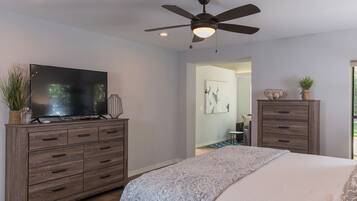 Luxury Villa, 5 Bedrooms, Non Smoking | 5 bedrooms, iron/ironing board, free WiFi